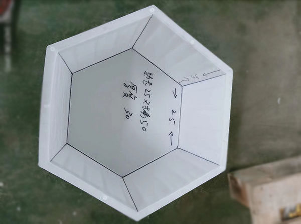 等邊護坡模具
