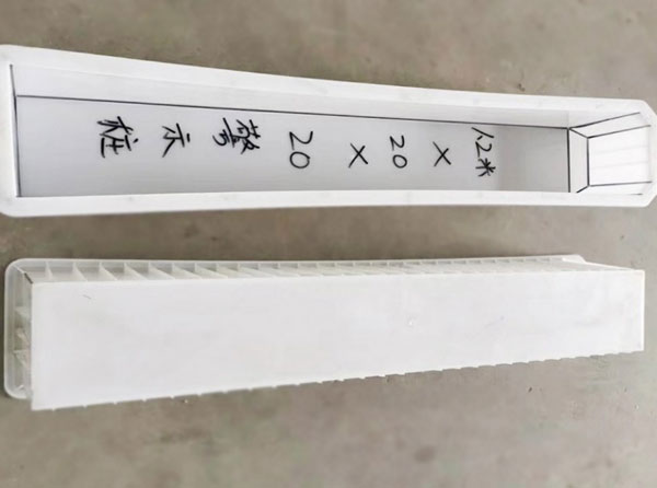預制標志樁模具